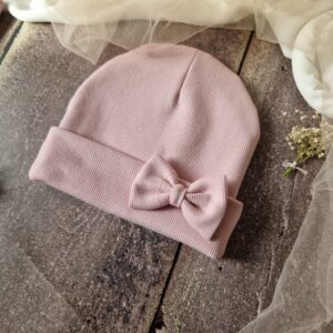 Czapka prążek dwuwarstwowa Brudny róż z kokardą