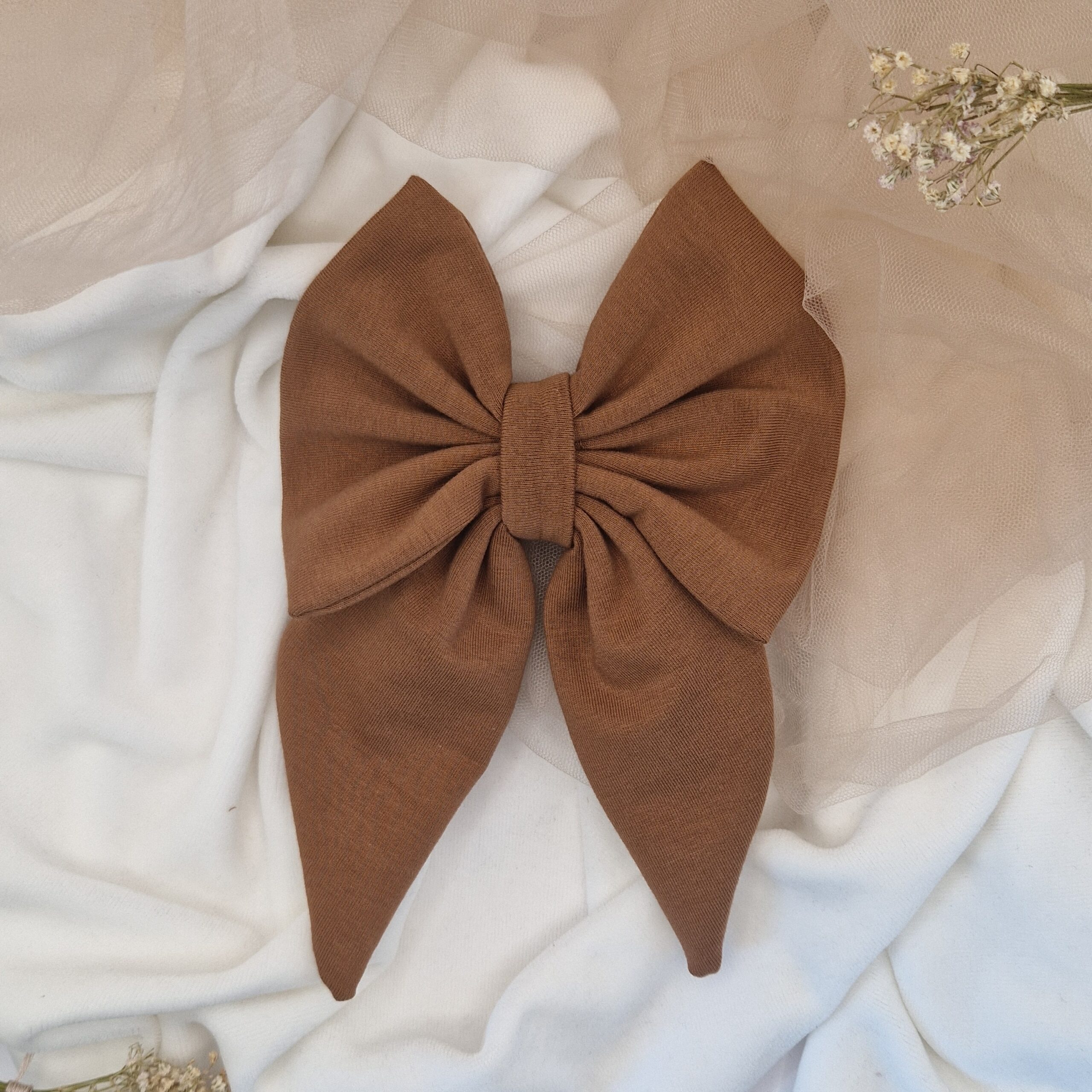 Spinka kokardka Maxi Karmel