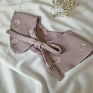 Kołnierzyk dziewczęcy - Piwonie na jasnym śliwkowym tle